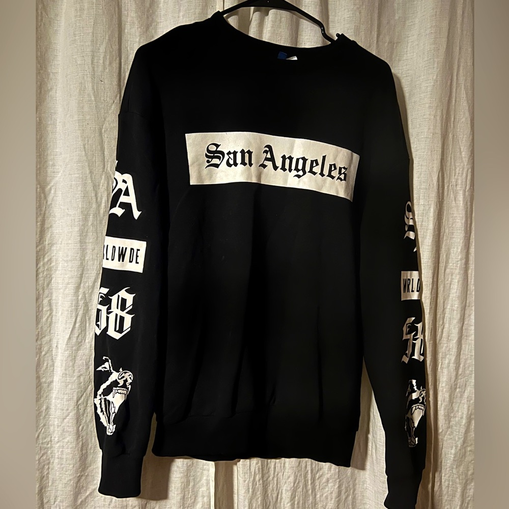 H&M - Long Sleeve “ San Angeles “ Sweatshirt